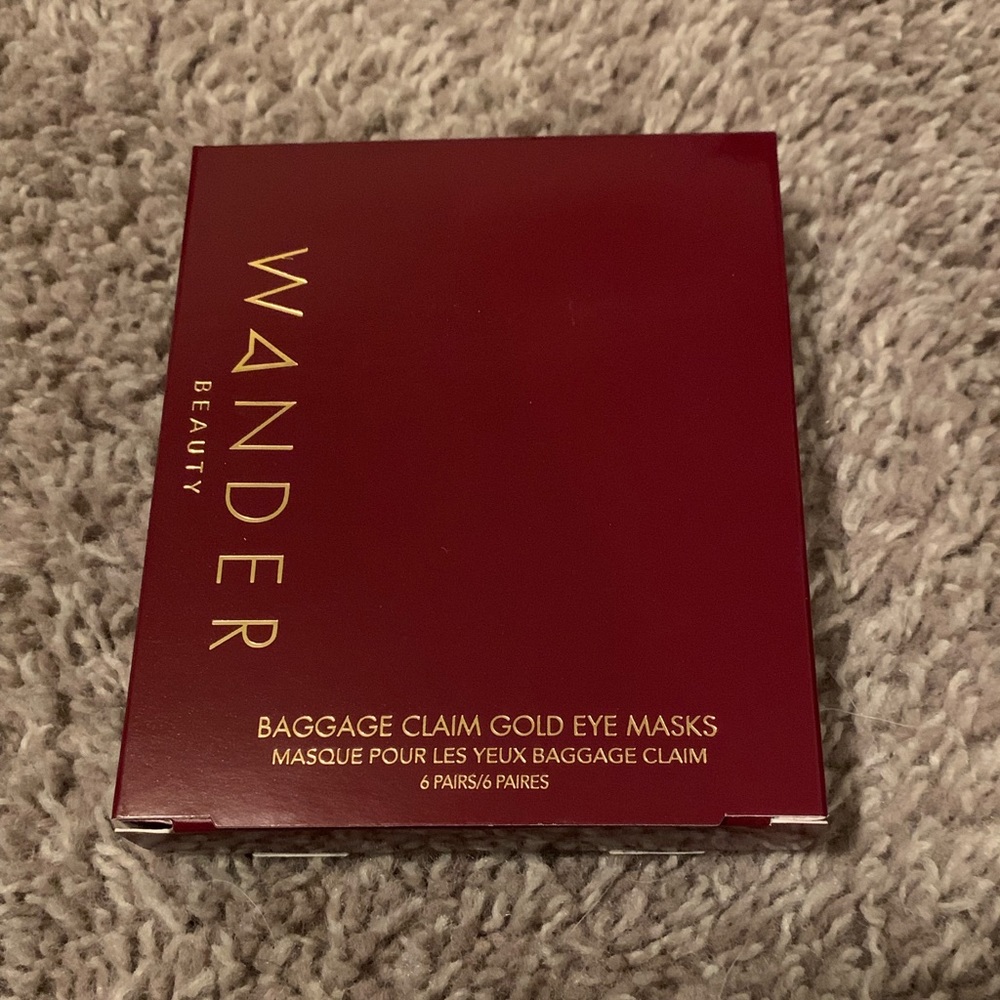 NWT Wander Beauty Baggage Claim gold eye masks